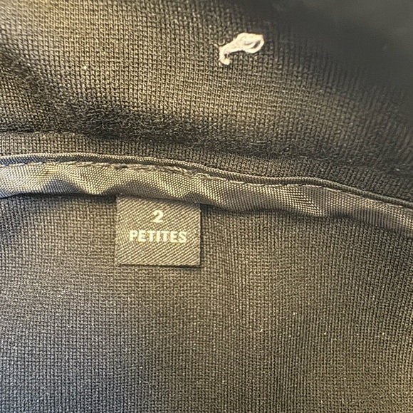 Reitmans Black Straight Leg mid rise Pants women's Petite size 2 - Picture 7 of 10